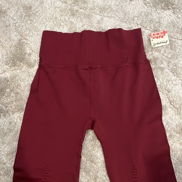 Free People | FP Movement Burgundy High-Rise Good Karma Leggings size M/L NWT - Picture 8 of 15